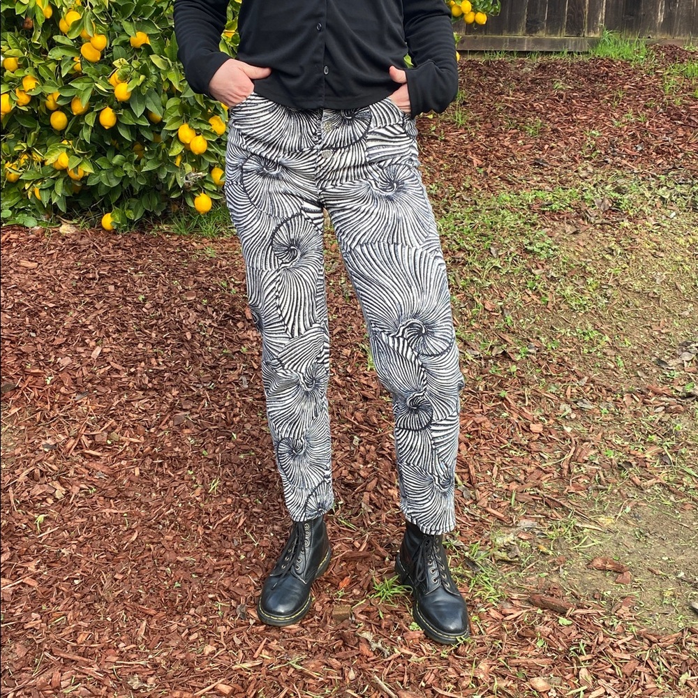 Baum und Pferdgarten Black and White Swirl Abstract Patterned Pant